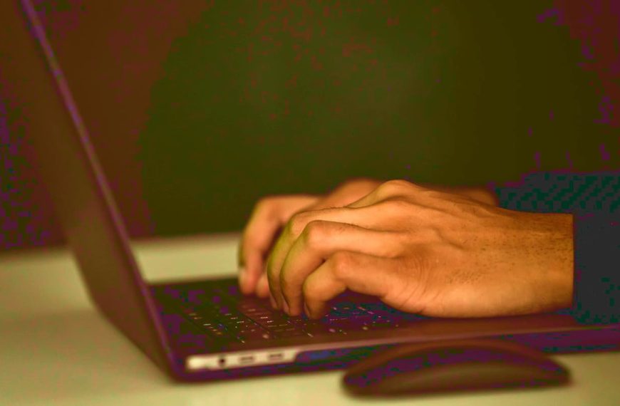 Difficulties of managing multiple software development projects